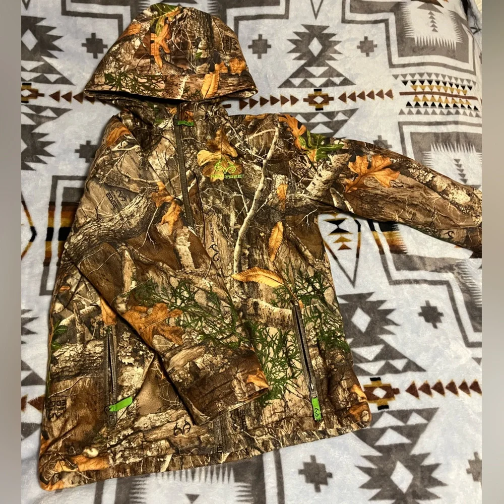 Realtree Camouflage Kids Jacket with Green and Brown Accents - Picture 3 of 5